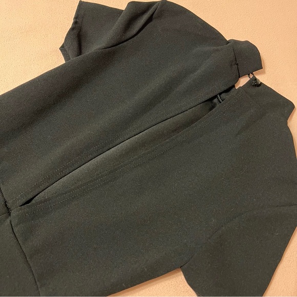 New jumpsuit- missing tag - Picture 6 of 9